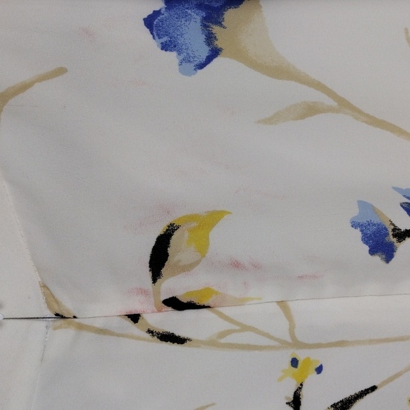 White House Black Market White Periwinkle Floral Keyhole Front Halter Maxi Dress - Picture 13 of 14